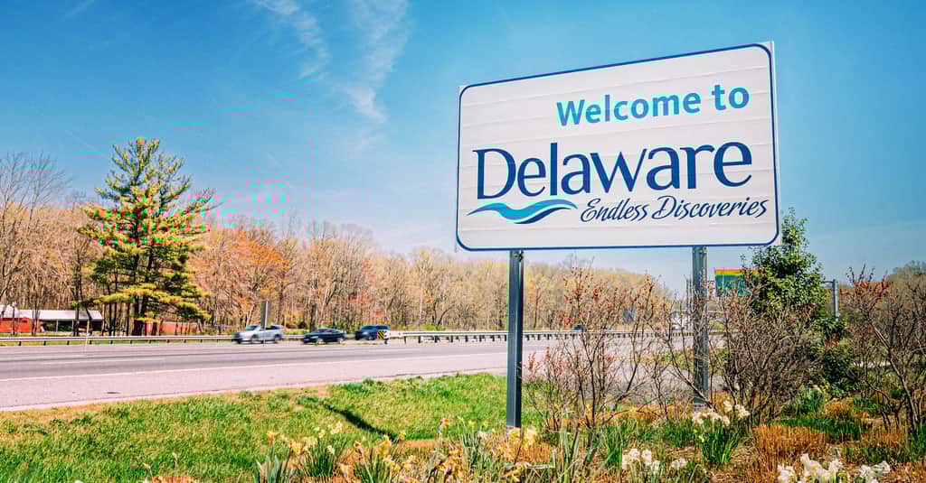 delaware 2560 x 1338 large